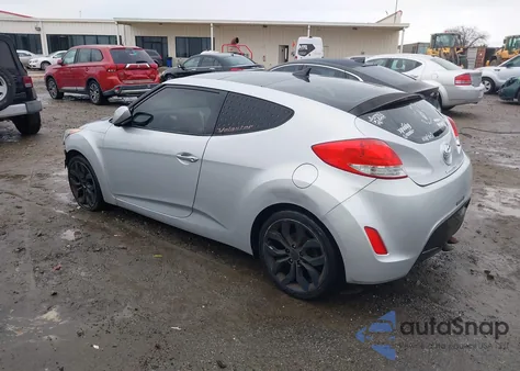 2013 Hyundai Veloster Base W/Black z USA, uszkodzony, nr VIN KMHTC6AD3DU179640
